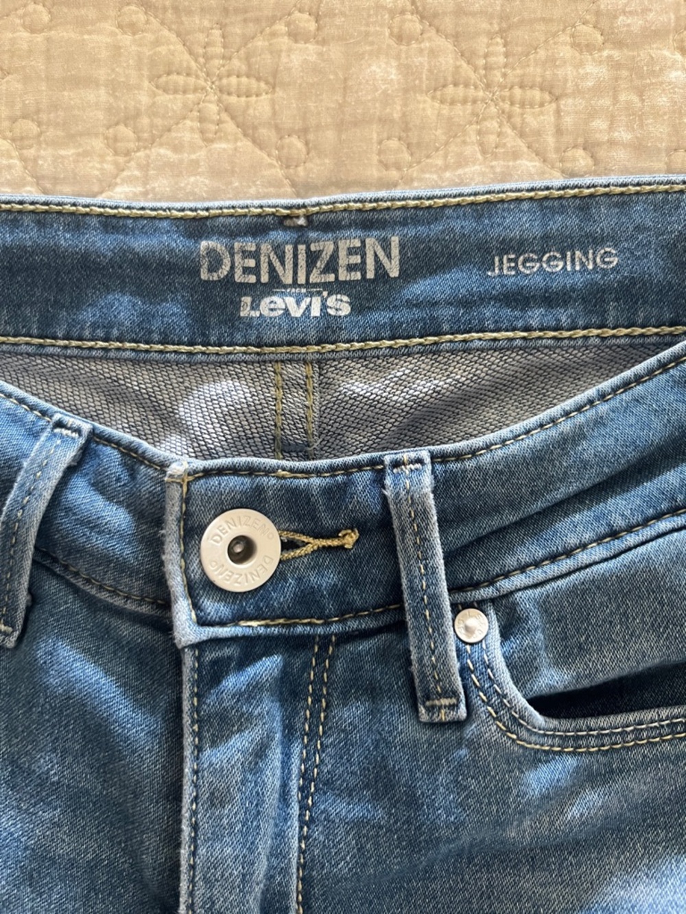 Denizen from Levi's Blue Women Jeans Jeggings